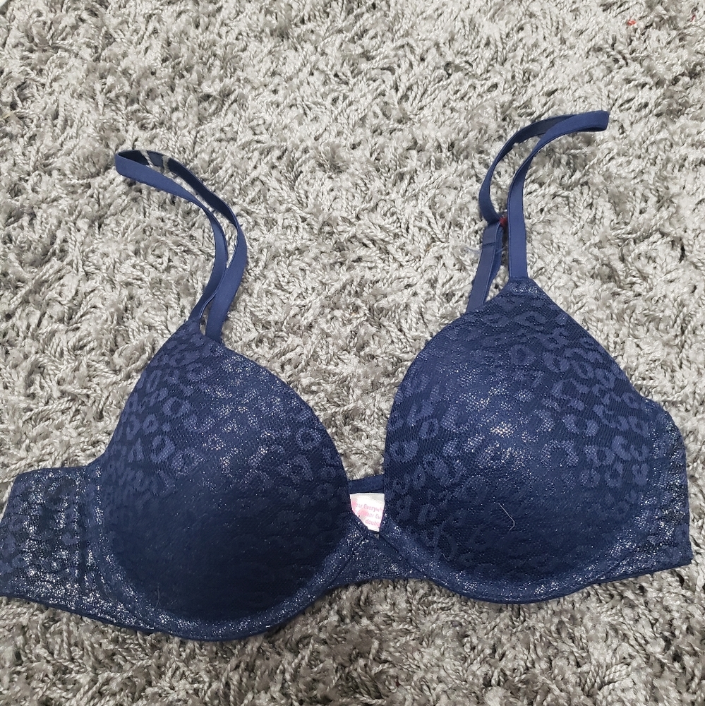 PINK lace and glitter lightly lined t-shirt bra!